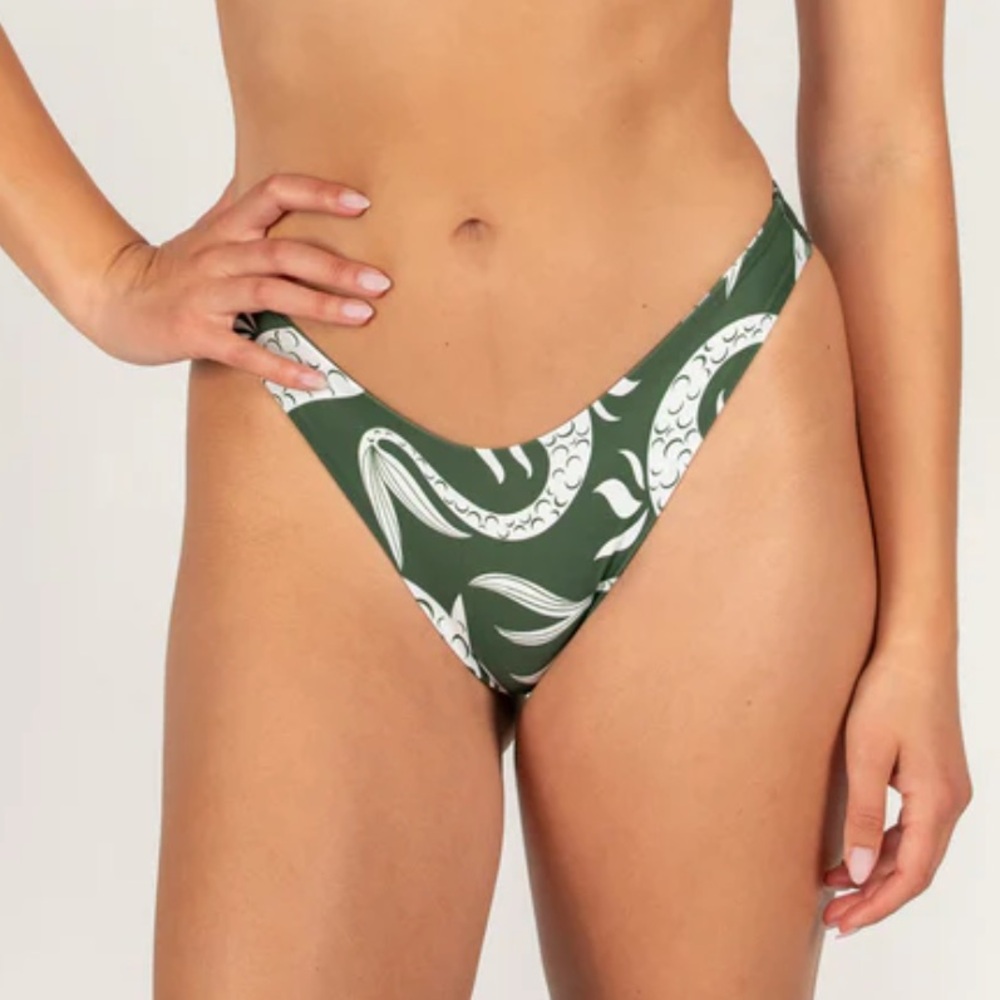 Mikoh tropezina bottom